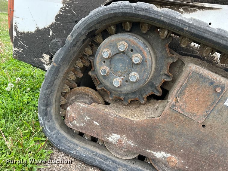 image for item OE9203 2008 Bobcat T190 tracked skid steer loader