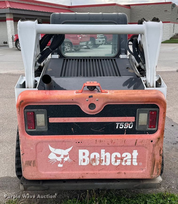 image for item OE9204 2015 Bobcat T590 tracked skid steer loader