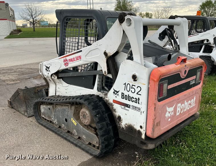 image for item OE9204 2015 Bobcat T590 tracked skid steer loader