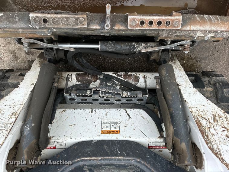 image for item OE9204 2015 Bobcat T590 tracked skid steer loader