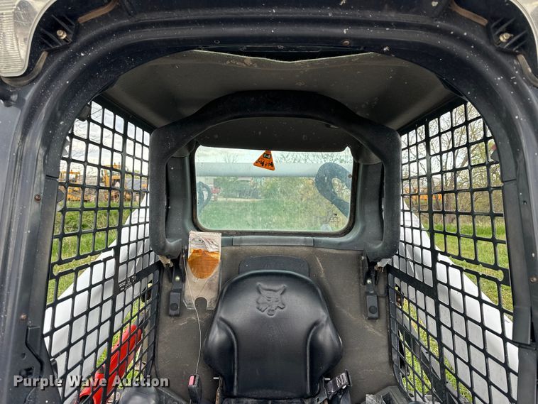 image for item OE9204 2015 Bobcat T590 tracked skid steer loader