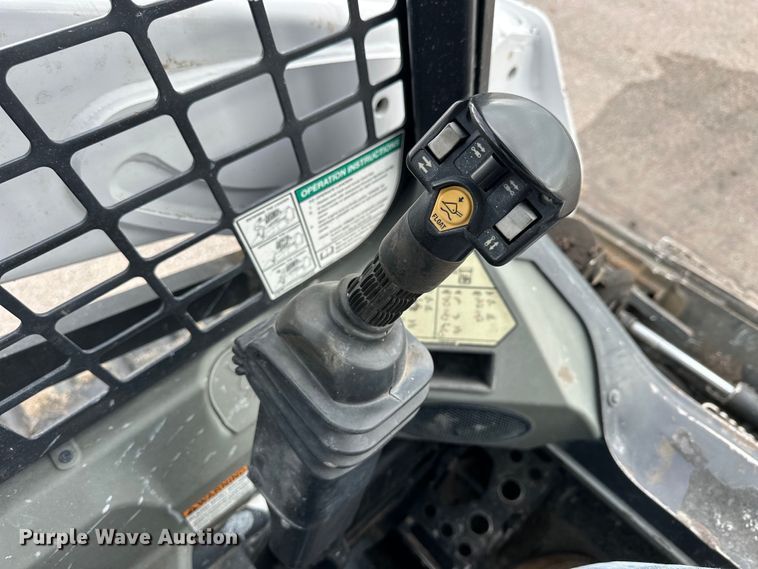 image for item OE9204 2015 Bobcat T590 tracked skid steer loader