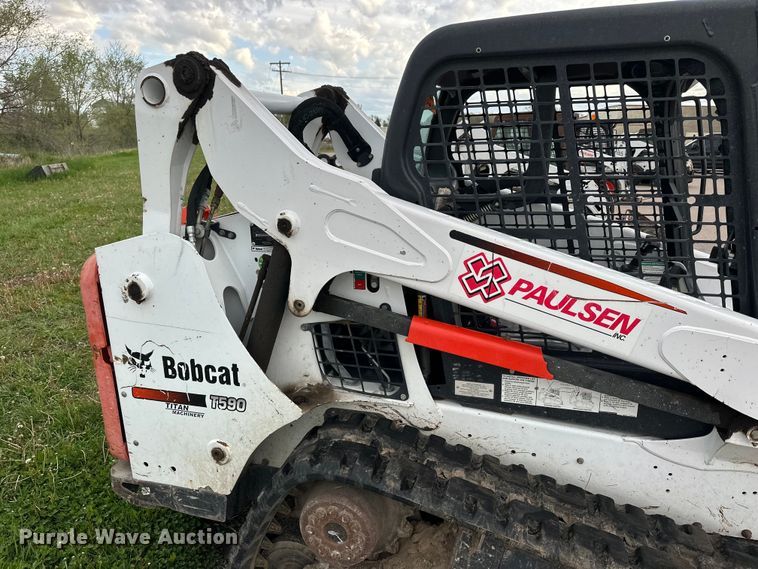 image for item OE9204 2015 Bobcat T590 tracked skid steer loader