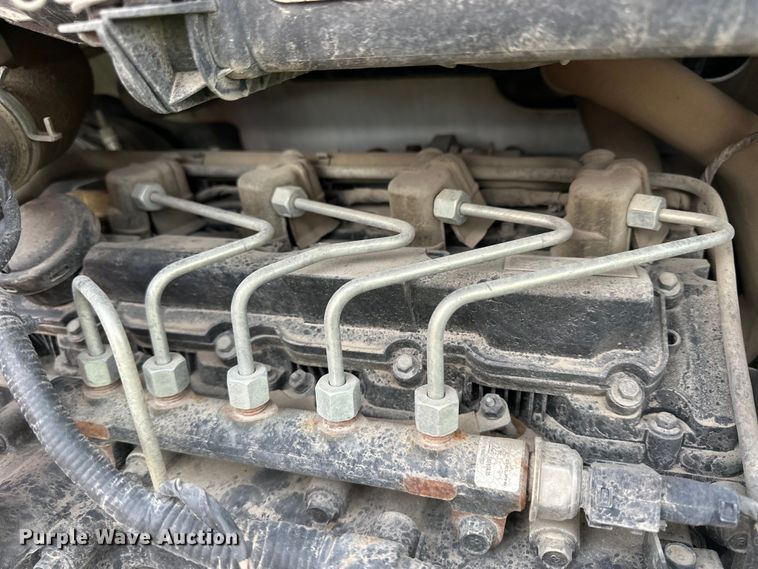 image for item OE9204 2015 Bobcat T590 tracked skid steer loader