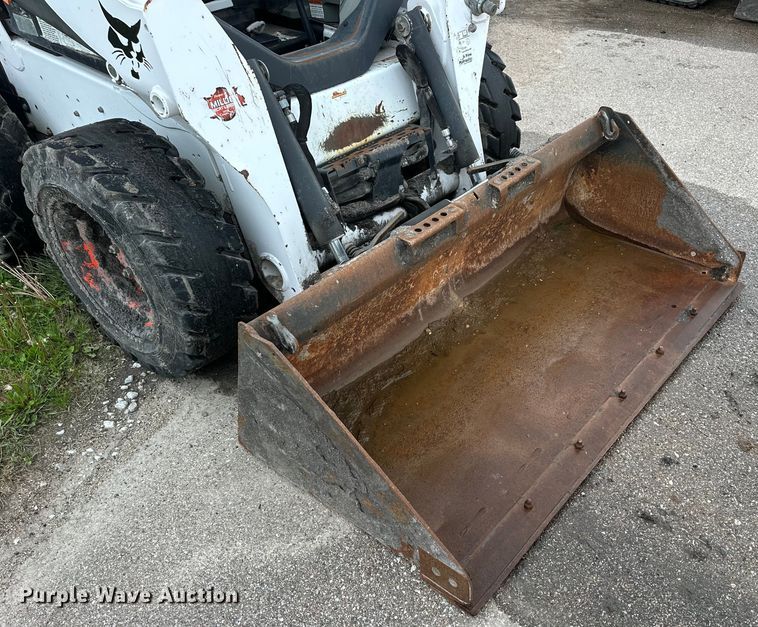 image for item OE9205 2016 Bobcat S590 skid steer loader