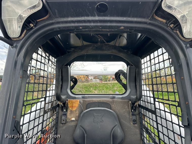 image for item OE9205 2016 Bobcat S590 skid steer loader