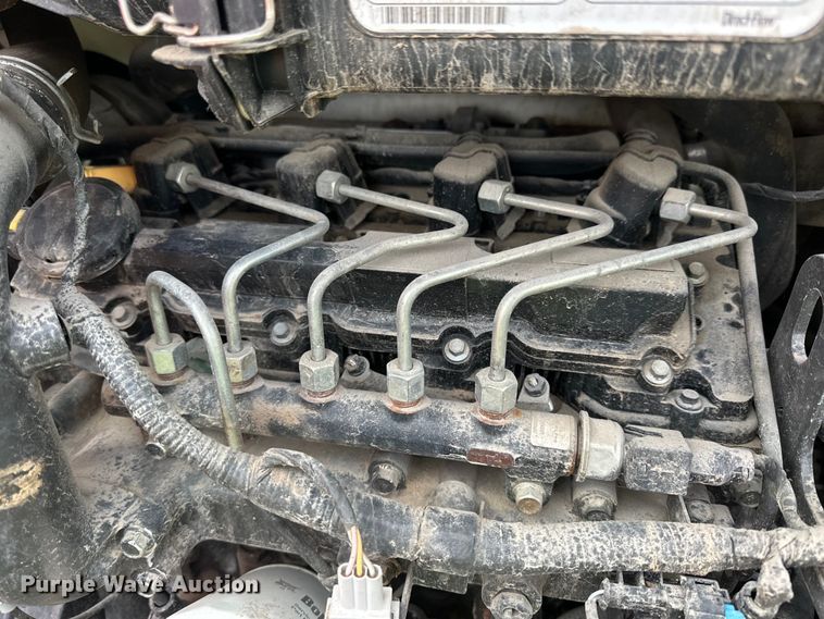 image for item OE9205 2016 Bobcat S590 skid steer loader