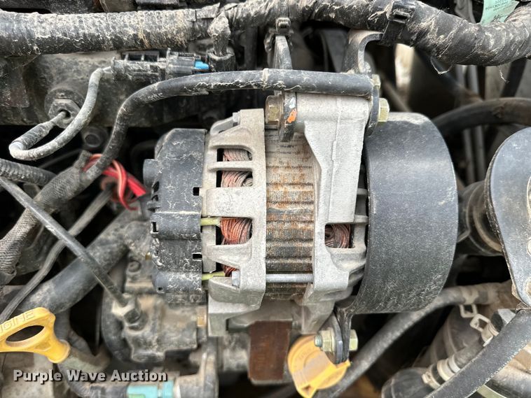 image for item OE9205 2016 Bobcat S590 skid steer loader