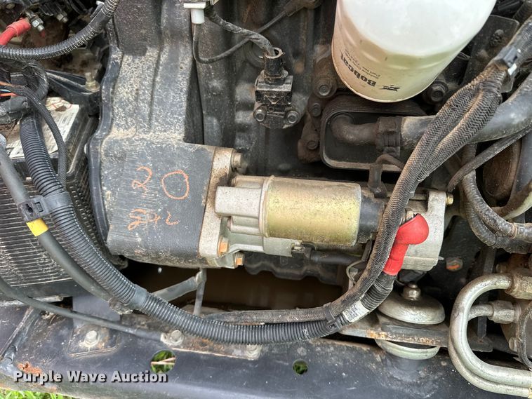 image for item OE9206 2017 Bobcat S590 skid steer loader