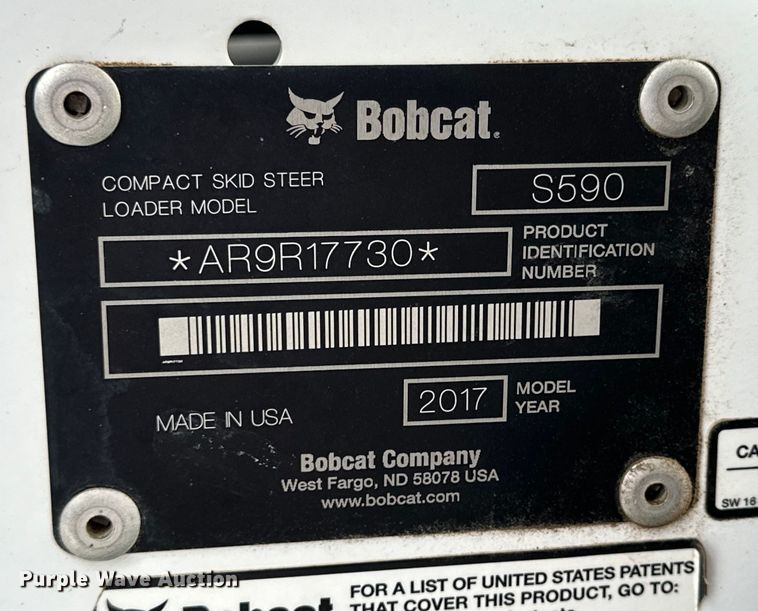 image for item OE9206 2017 Bobcat S590 skid steer loader