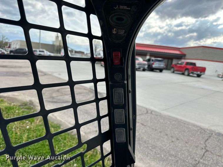 image for item OE9207 2014 Bobcat T590 tracked skid steer loader