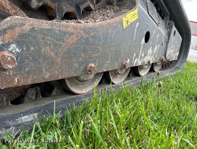 image for item OE9207 2014 Bobcat T590 tracked skid steer loader