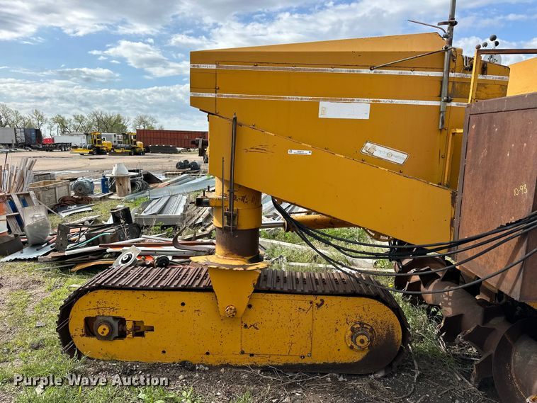 image for item OE9212 1992 CMI TR225 trimmer