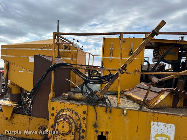 image for item OE9212 1992 CMI TR225 trimmer