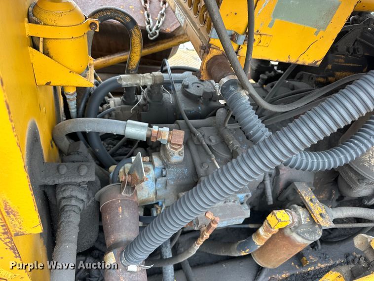 image for item OE9212 1992 CMI TR225 trimmer