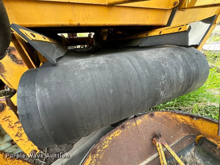 image for item OE9212 1992 CMI TR225 trimmer