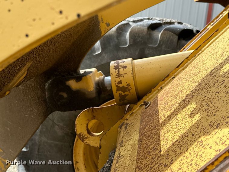 image for item OE9213 1994 Caterpillar  936F wheel loader