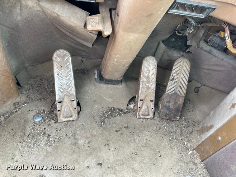 image for item OE9213 1994 Caterpillar  936F wheel loader