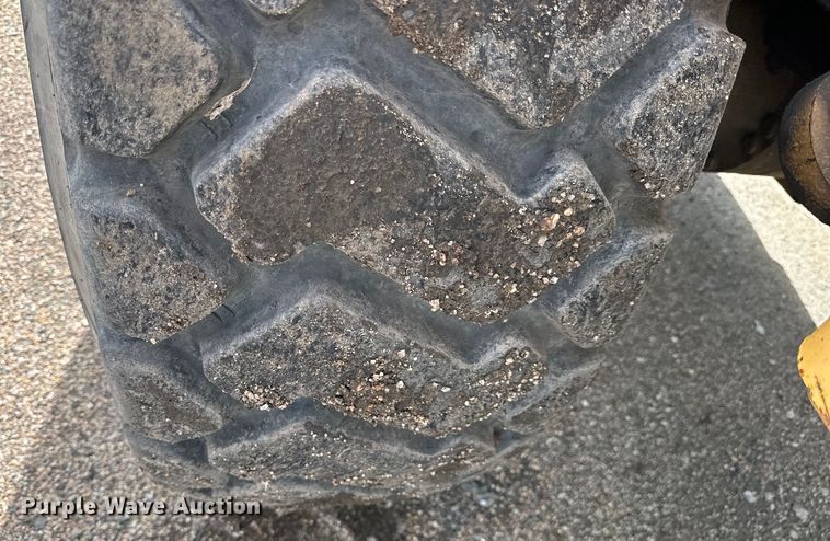 image for item OE9213 1994 Caterpillar  936F wheel loader