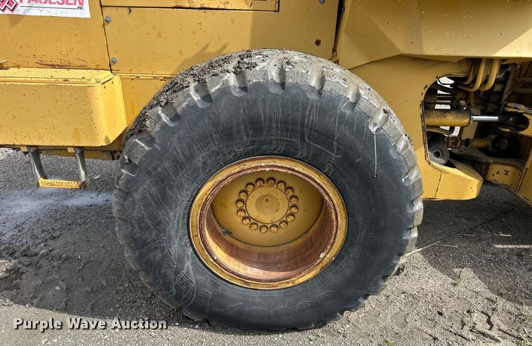 image for item OE9213 1994 Caterpillar  936F wheel loader