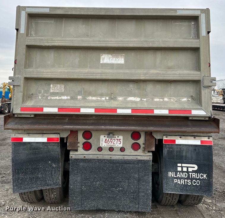 image for item OF9337 2000 Travis end dump trailer