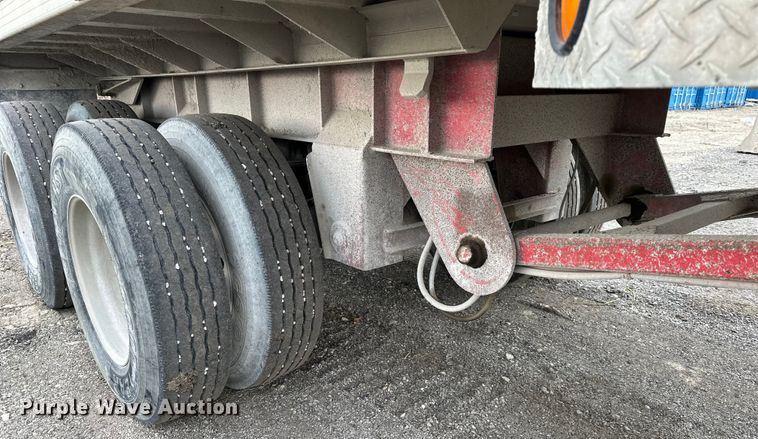 image for item OF9337 2000 Travis end dump trailer