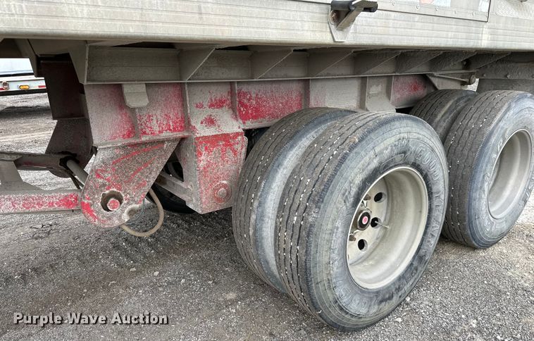 image for item OF9337 2000 Travis end dump trailer