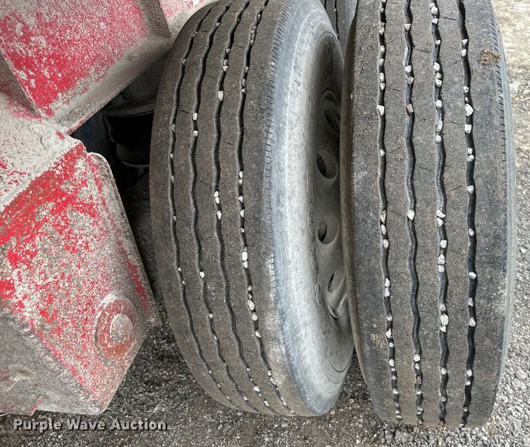 image for item OF9337 2000 Travis end dump trailer