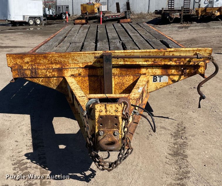 image for item OG9835 1994 Belshe  equipment trailer