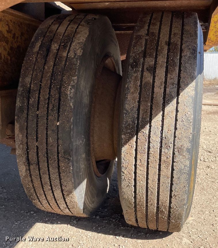 image for item OG9835 1994 Belshe  equipment trailer