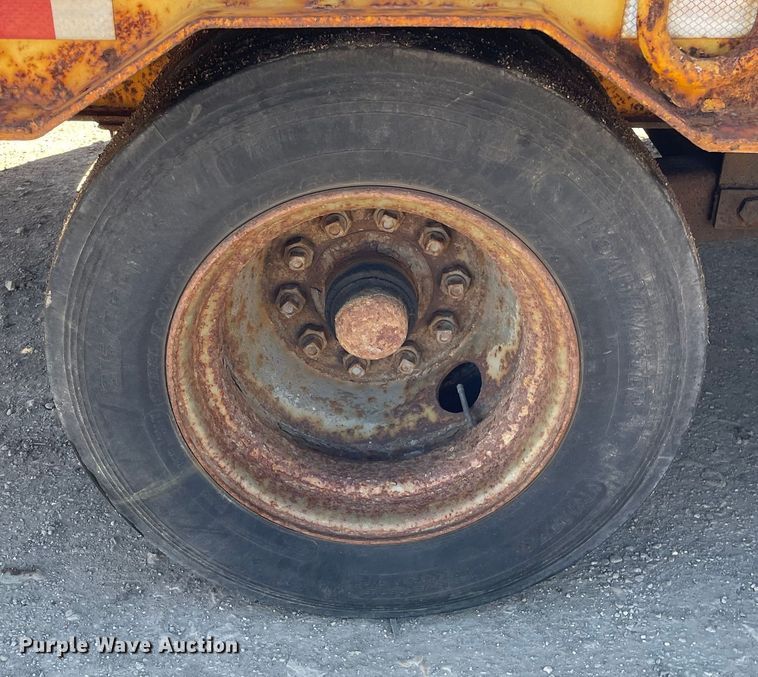 image for item OG9835 1994 Belshe  equipment trailer