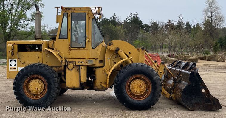 image for item OG9881 1967 Caterpillar  950 wheel loader