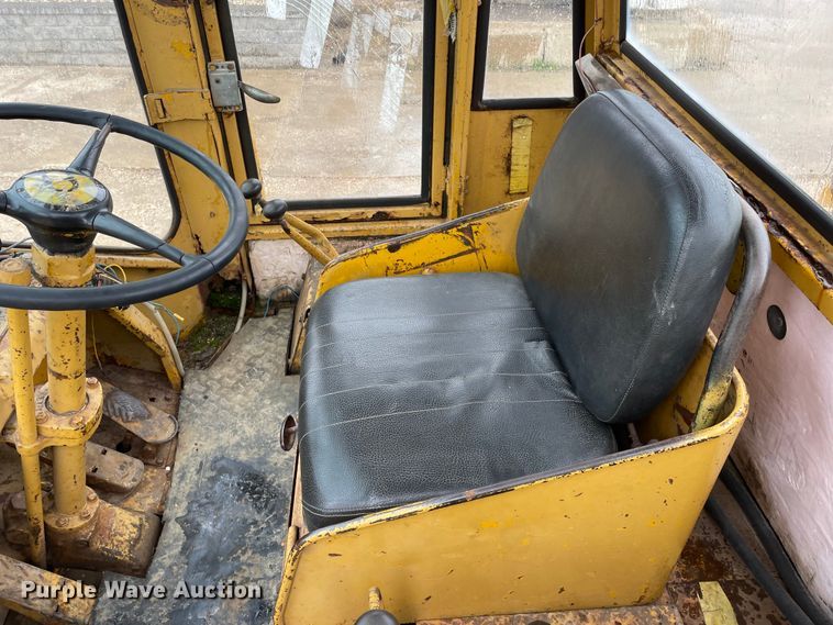 image for item OG9881 1967 Caterpillar  950 wheel loader