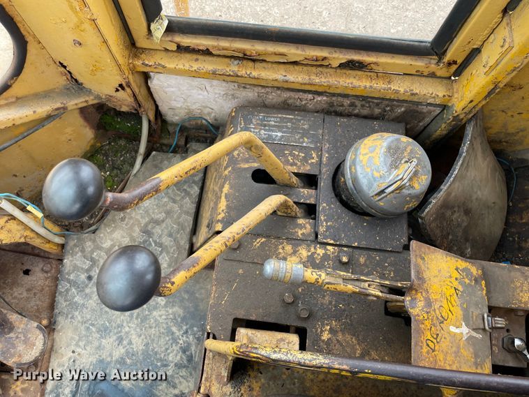 image for item OG9881 1967 Caterpillar  950 wheel loader