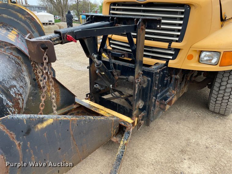 image for item OG9882 2000 Sterling  L8500 dump truck