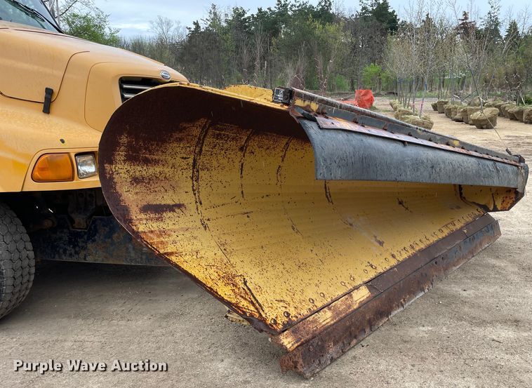 image for item OG9882 2000 Sterling  L8500 dump truck