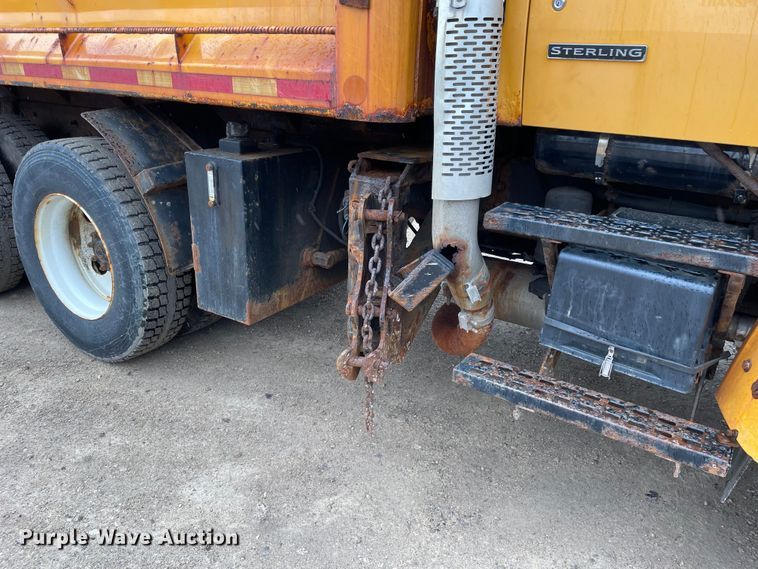 image for item OG9882 2000 Sterling  L8500 dump truck