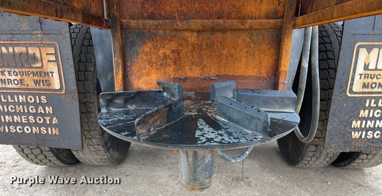 image for item OG9882 2000 Sterling  L8500 dump truck