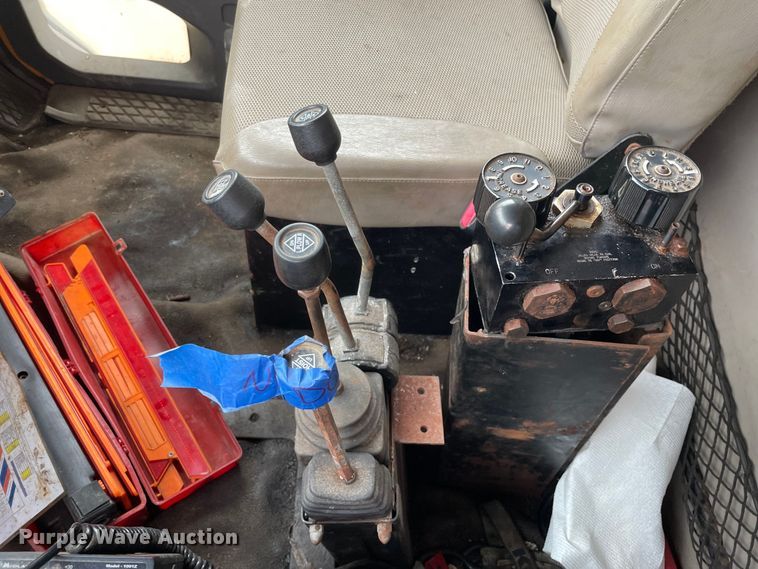 image for item OG9882 2000 Sterling  L8500 dump truck