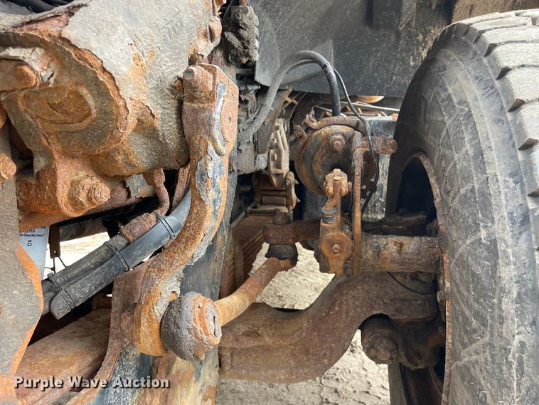 image for item OG9882 2000 Sterling  L8500 dump truck