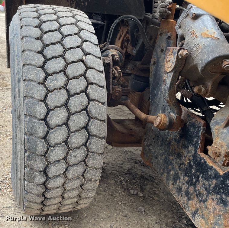 image for item OG9882 2000 Sterling  L8500 dump truck