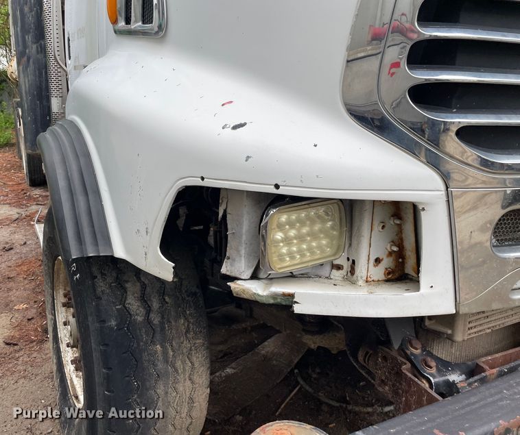 image for item OG9890 2009 Sterling  L9500 vacuum truck