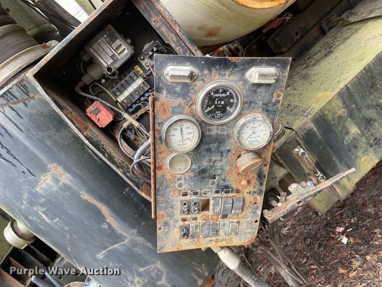 image for item OG9890 2009 Sterling  L9500 vacuum truck