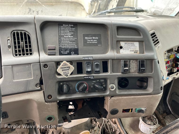 image for item OG9890 2009 Sterling  L9500 vacuum truck