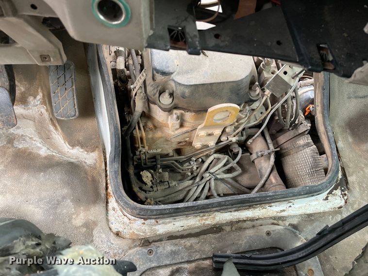 image for item OG9890 2009 Sterling  L9500 vacuum truck