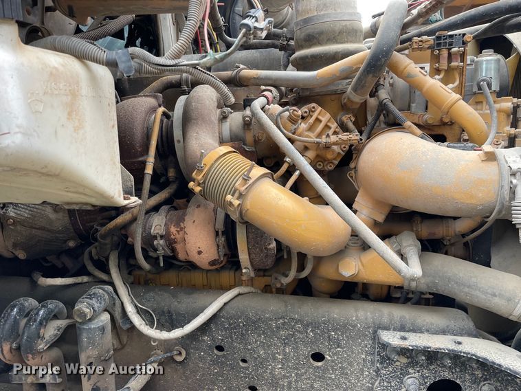 image for item OG9890 2009 Sterling  L9500 vacuum truck