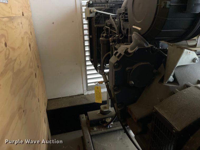 image for item OG9891 2017 United Trailers Inc. spray foam enclosed trailer