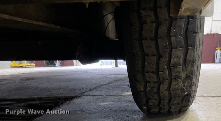 image for item OG9891 2017 United Trailers Inc. spray foam enclosed trailer