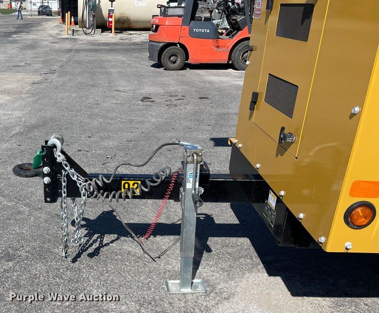 image for item OG9894 2022 Vermeer  BC1000XL wood chipper