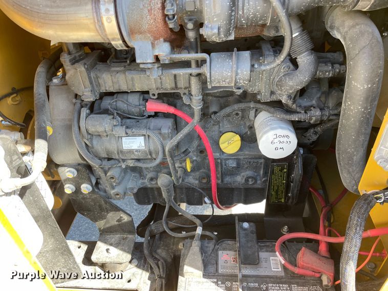 image for item OG9894 2022 Vermeer  BC1000XL wood chipper